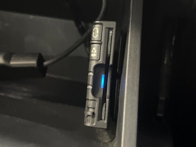 HONDA VEZEL HYBRID 2015 Image 31