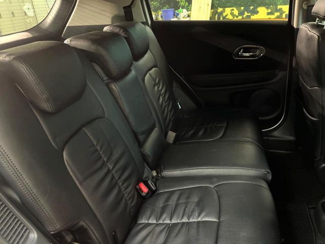 HONDA VEZEL HYBRID 2015 Image 31