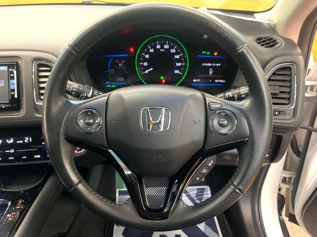 HONDA VEZEL HYBRID 2015 Image 31
