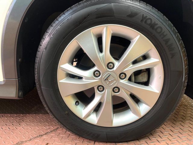 HONDA VEZEL HYBRID 2015 Image 31