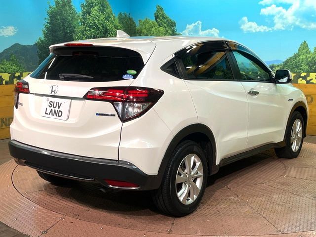 HONDA VEZEL HYBRID 2015 Image 31