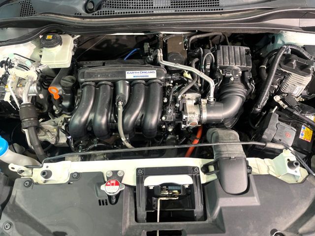 HONDA VEZEL HYBRID 2015 Image 31