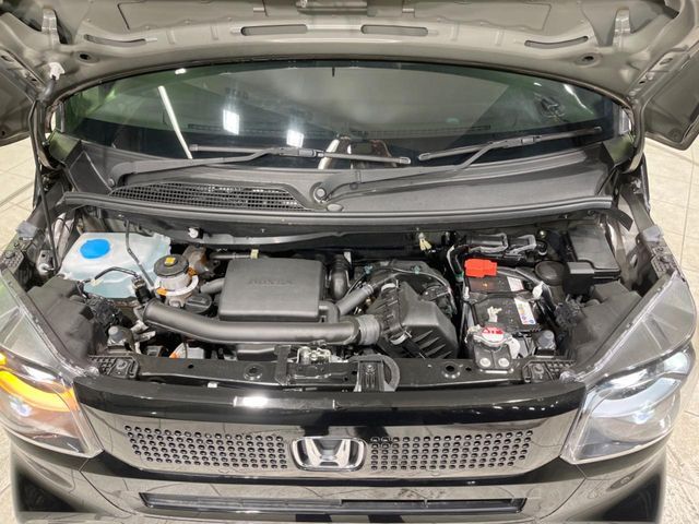 HONDA N BOX 2025 Image 31
