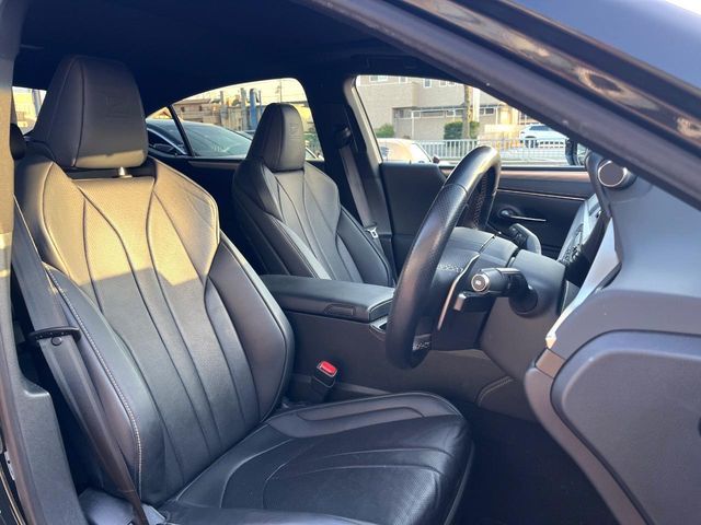 TOYOTA LEXUS ES300H 2020 Image 31