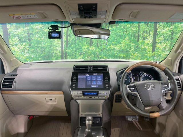 TOYOTA LANDCRUISER PRADO 2022 Image 31