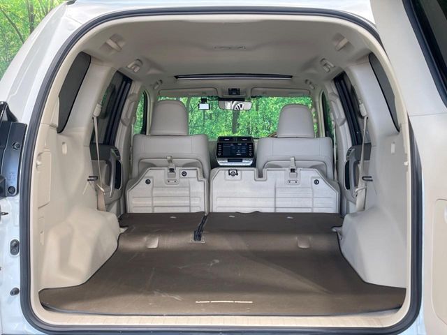 TOYOTA LANDCRUISER PRADO 2022 Image 31
