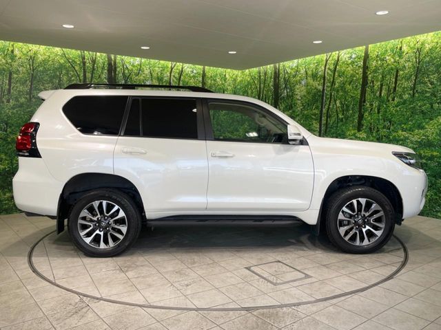 TOYOTA LANDCRUISER PRADO 2022 Image 31