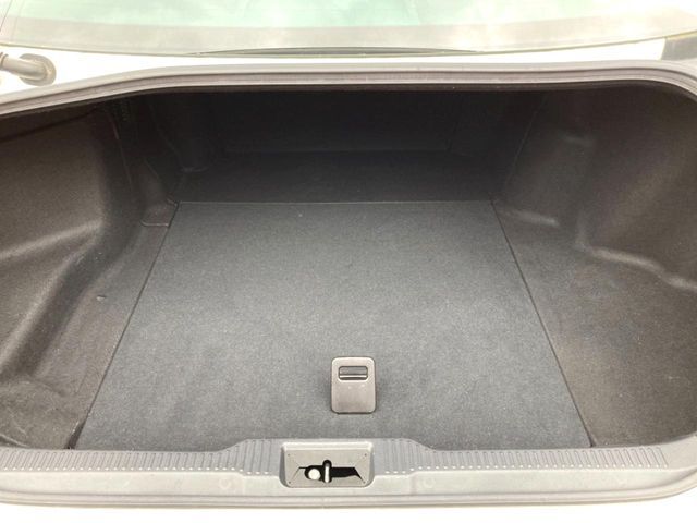 TOYOTA CROWN SEDAN HYBRID 2018 Image 31