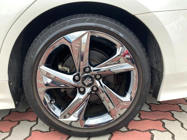 TOYOTA CROWN SEDAN HYBRID 2018 Image 31