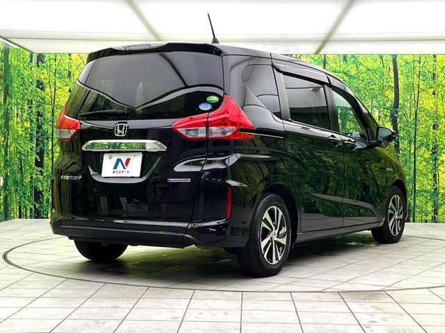 HONDA FREED HYBRID 2018 Image 31