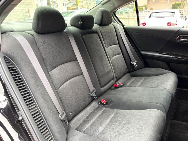 HONDA ACCORD HYBRID 2013 Image 31