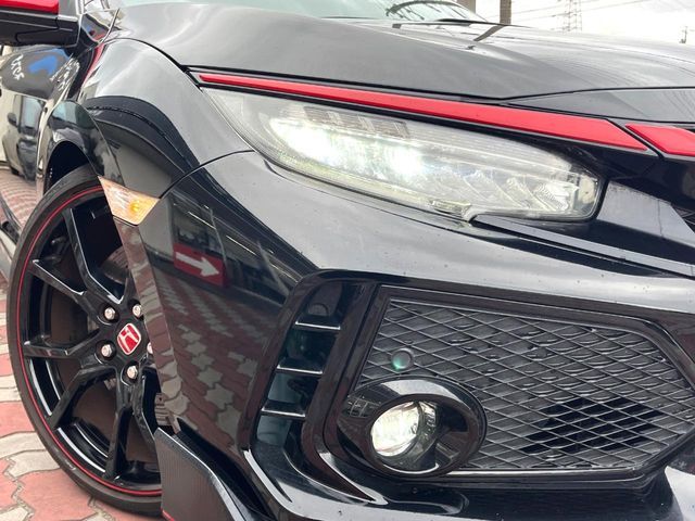 HONDA CIVIC HATCHBACK 2019 Image 31