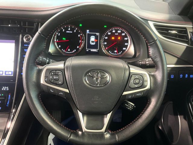 TOYOTA HARRIER 2WD 2017 Image 31