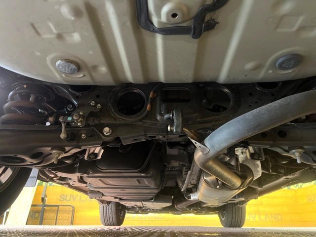 TOYOTA HARRIER 2WD 2017 Image 31