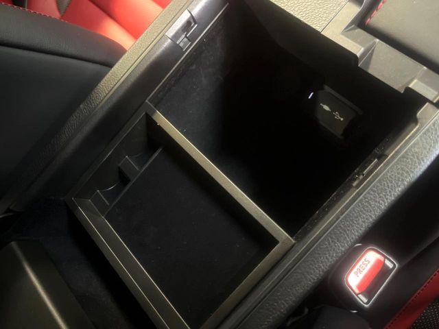 TOYOTA LEXUS NX300H AWD 2019 Image 31