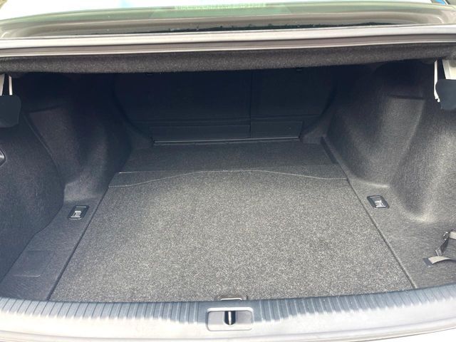 TOYOTA LEXUS IS300H 2013 Image 31