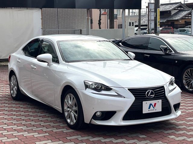 TOYOTA LEXUS IS300H 2013 Image 31