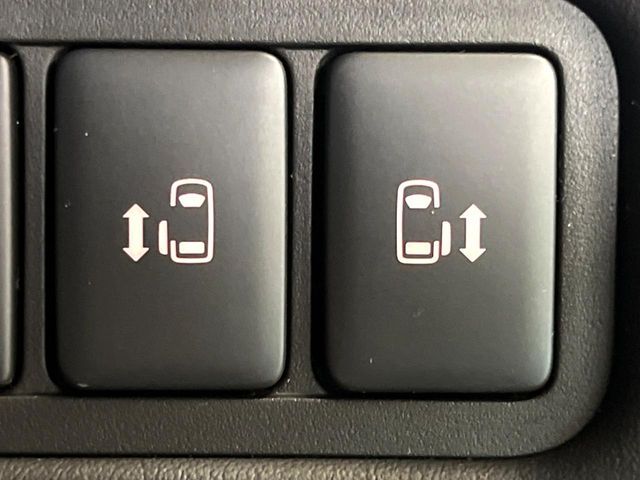 MITSUBISHI DELICA D:5 4WD 2023 Image 31