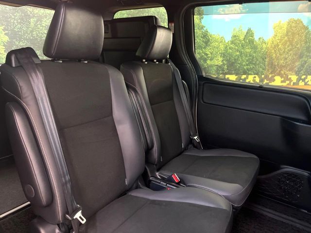 TOYOTA NOAH 2021 Image 31