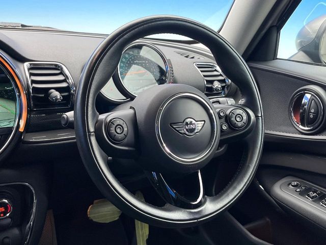 BMW MINI COOPER S CL 2017 Image 31