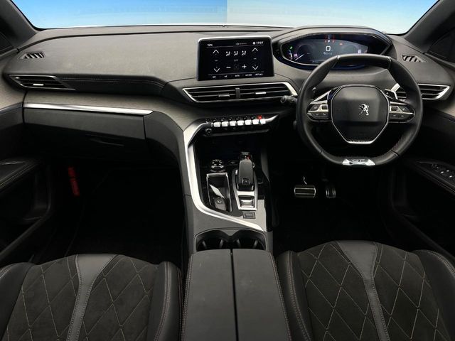 PEUGEOT 5008 2017 Image 31
