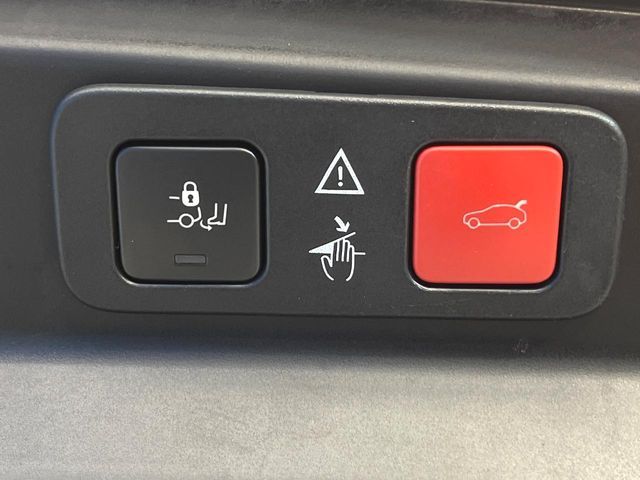 PEUGEOT 5008 2017 Image 31