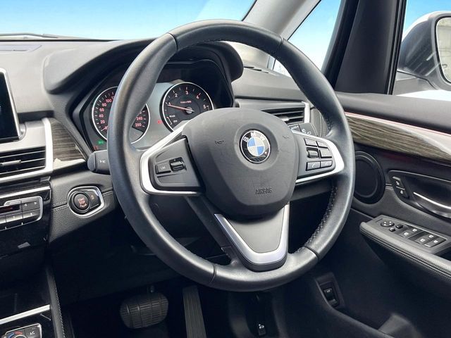 BMW 2SERIES ACTIVE T 2017 Image 31