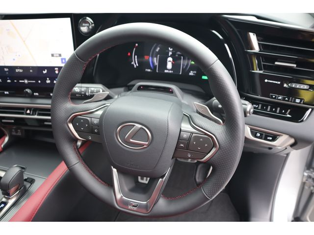 TOYOTA LEXUS RX500H 2024 Image 31