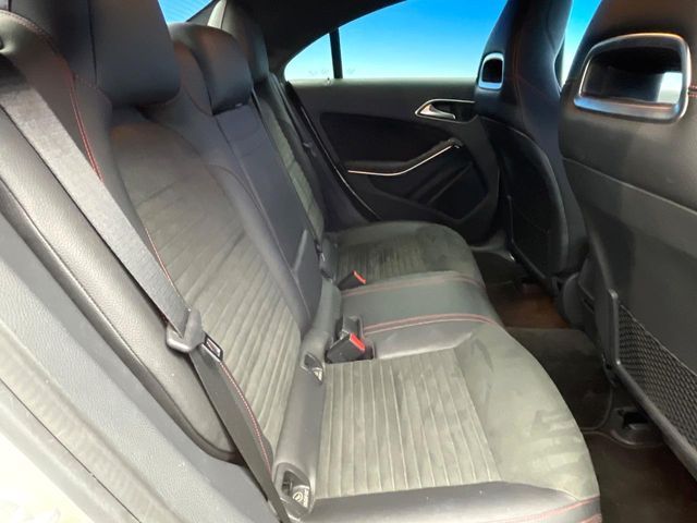 MERCEDES BENZ CLA CL 2016 Image 31
