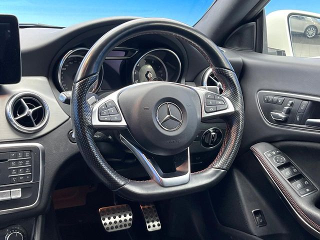 MERCEDES BENZ CLA CL 2016 Image 31