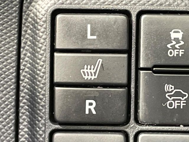 TOYOTA AQUA 2018 Image 31