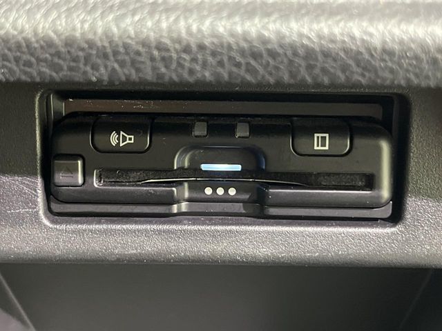 NISSAN ELGRAND 2024 Image 31