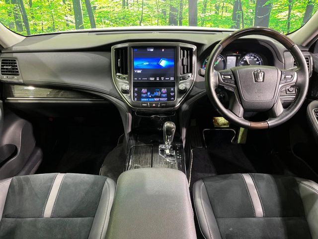 TOYOTA CROWN SEDAN HYBRID 4 2018 Image 31