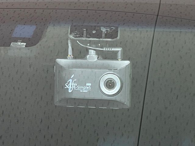 TOYOTA CROWN SEDAN HYBRID 4 2018 Image 31