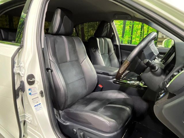 TOYOTA CROWN SEDAN HYBRID 4 2018 Image 31