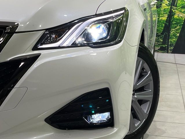 TOYOTA CROWN SEDAN HYBRID 4 2018 Image 31