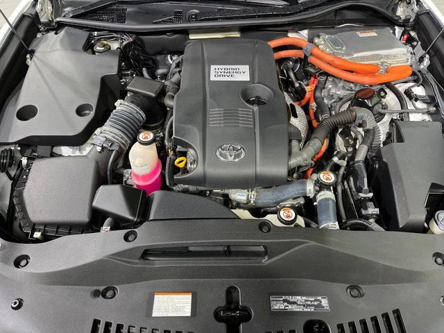 TOYOTA CROWN SEDAN HYBRID 4 2018 Image 31