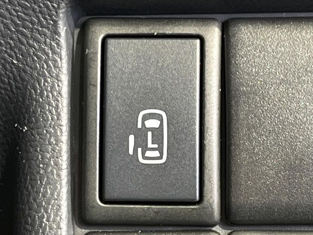 NISSAN ROOX 2010 Image 31