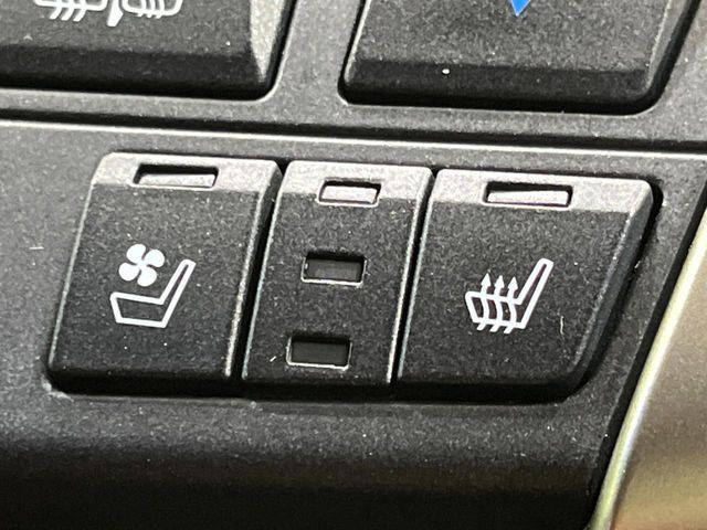 TOYOTA LEXUS NX200T AWD 2016 Image 31