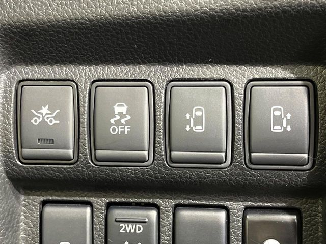 NISSAN ELGRAND  4WD 2020 Image 31