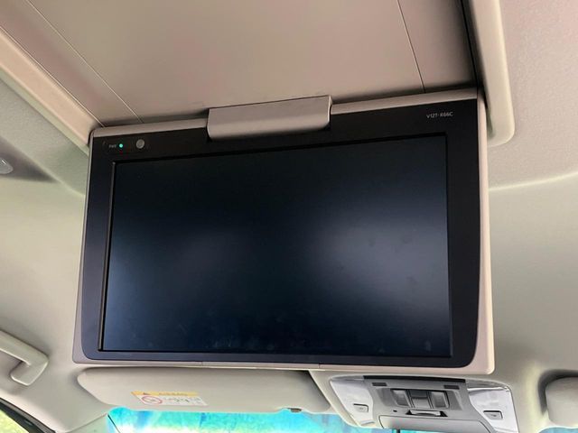 TOYOTA ALPHARD 2017 Image 31