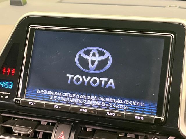 TOYOTA C-HR 2017 Image 31