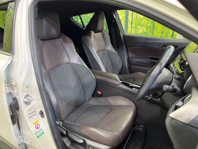 TOYOTA C-HR 2017 Image 31