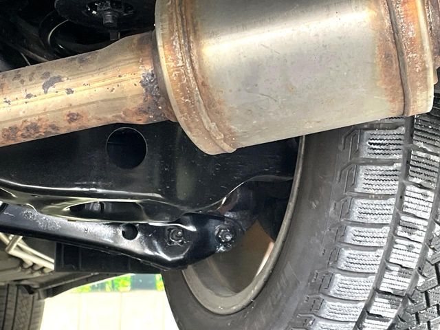 NISSAN ELGRAND 2012 Image 31