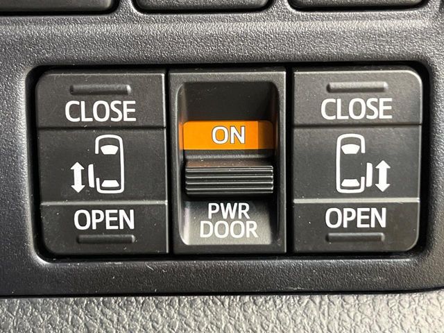 TOYOTA NOAH 2020 Image 31