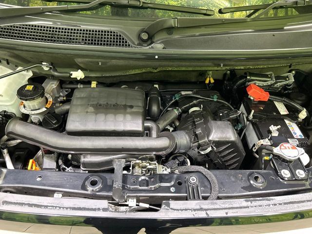 HONDA N BOX 2022 Image 31