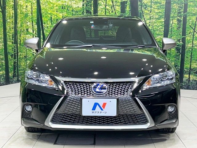 TOYOTA LEXUS CT200H 2015 Image 31