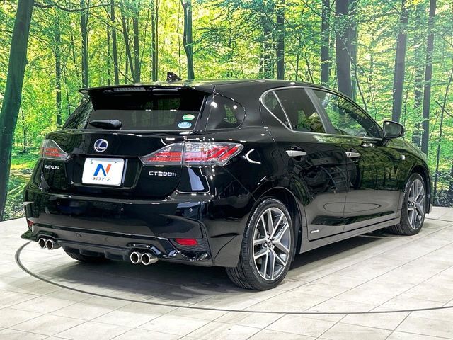 TOYOTA LEXUS CT200H 2015 Image 31