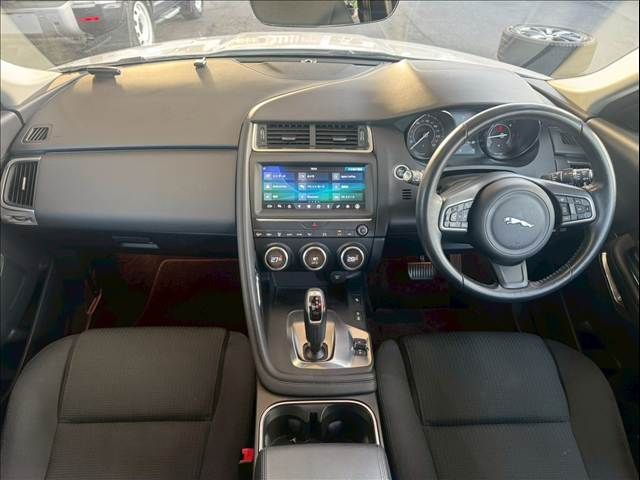 JAGUAR E-PACE 2020 Image 31