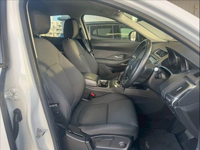 JAGUAR E-PACE 2020 Image 31